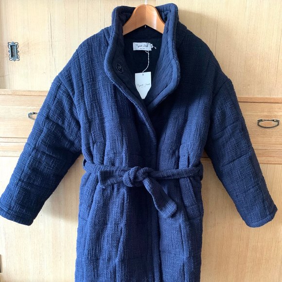 SOLD-Rujuta Sheth-UMA QUILTED COAT- Eclipse - Picture 2 of 4